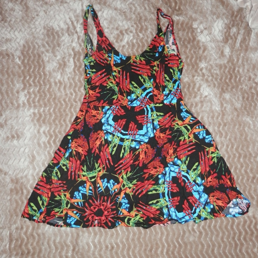 Dress (Volcom)